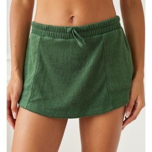 🥦 UO Out from Under Gidget Mini Skort